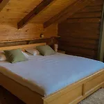 Hytte Pine River Dobrenica