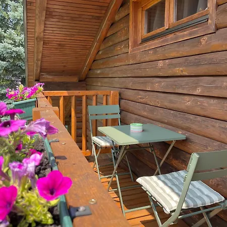 Pine River Dobrenica - 4000 M2 Riverside Estate カントリーハウス *