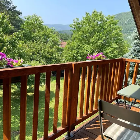 Pine River Dobrenica - 4000 M2 Riverside Estate * Bihać