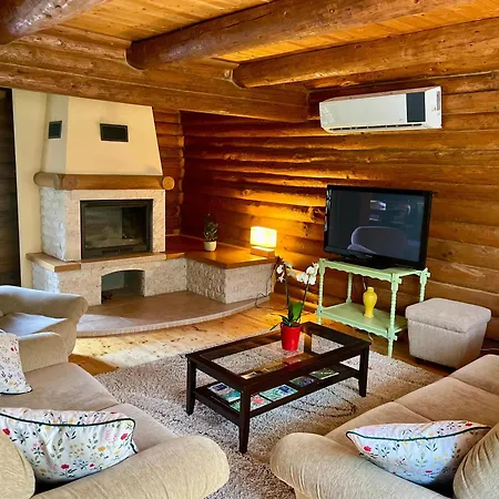 Chalé Pine River Dobrenica - 4000 M2 Riverside Estate Bihać