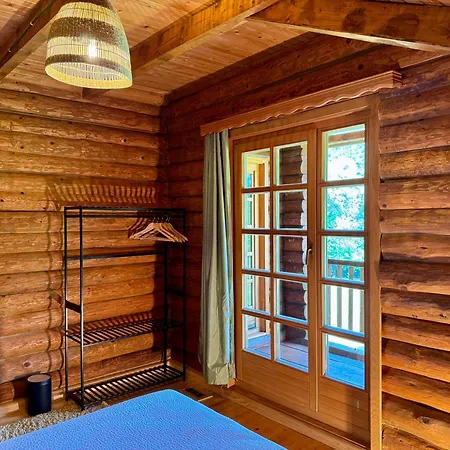 Chalé Pine River Dobrenica - 4000 M2 Riverside Estate