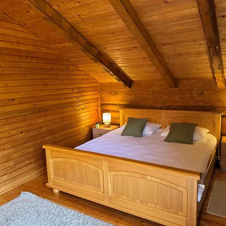 Pine River Dobrenica - 4000 M2 Riverside Estate *