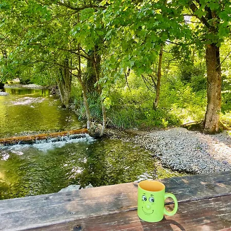 בקתה Pine River Dobrenica - 4000 M2 Riverside Estate