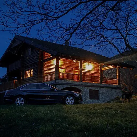 Chalet Pine River Dobrenica