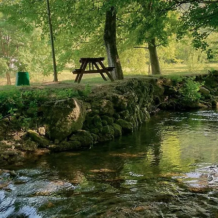 Pine River Dobrenica Alpesi faház