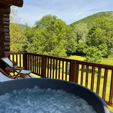 Pine River Dobrenica Alpesi faház Bihać